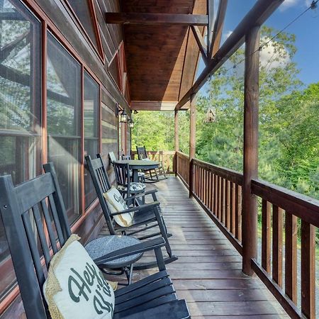 Trout N' About Your Blue Ridge Mountains Retreat, Hot Tub + Game Room! Ellijay Buitenkant foto