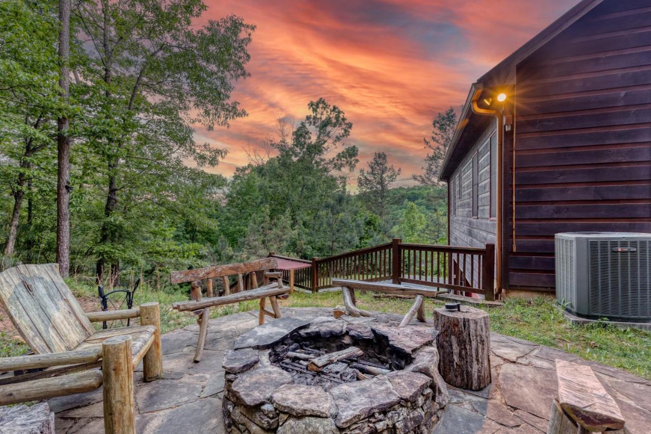 Trout N' About Your Blue Ridge Mountains Retreat, Hot Tub + Game Room! Ellijay Buitenkant foto
