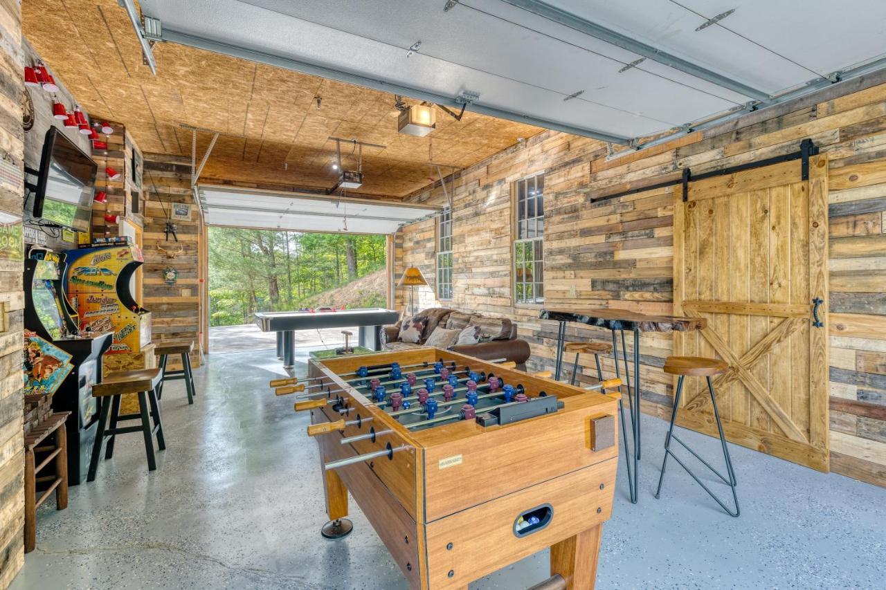 Trout N' About Your Blue Ridge Mountains Retreat, Hot Tub + Game Room! Ellijay Buitenkant foto