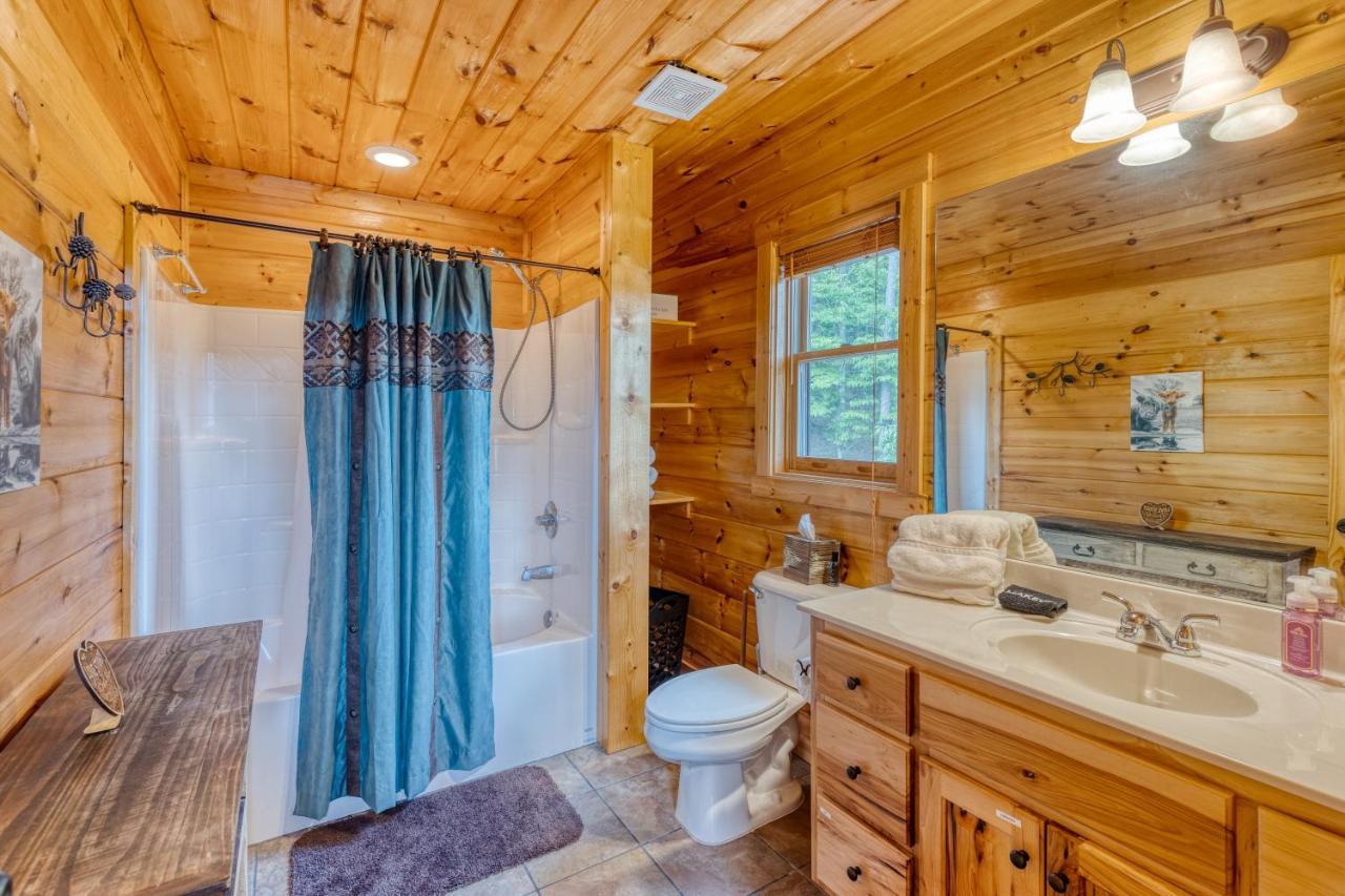 Trout N' About Your Blue Ridge Mountains Retreat, Hot Tub + Game Room! Ellijay Buitenkant foto