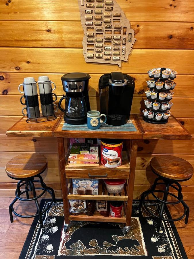 Trout N' About Your Blue Ridge Mountains Retreat, Hot Tub + Game Room! Ellijay Buitenkant foto